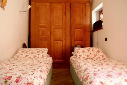 Appartamento Castel Chiesa in Valmalenco 0*,  Itálie